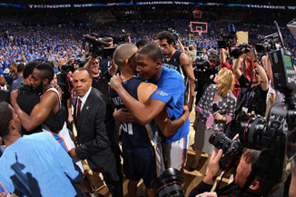 Two of the classiest people in basketball.